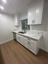 710 Cory Dr in Inglewood, CA - Building Photo - Building Photo