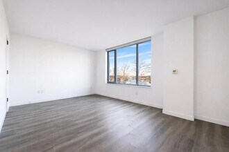 1524 Sheepshead Bay Rd, Unit 15F in Brooklyn, NY - Building Photo - Building Photo