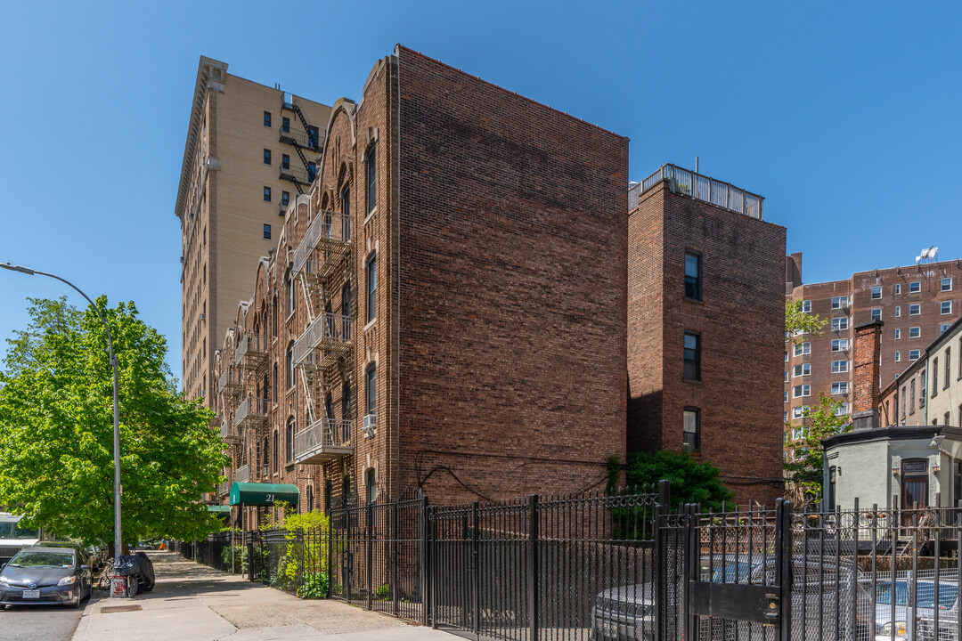 21 Butler Pl in Brooklyn, NY - Foto de edificio