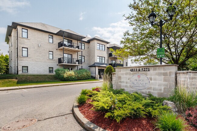 5101 Éliot Av in Laval, QC - Building Photo - Building Photo