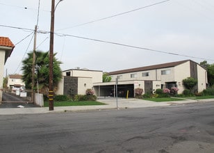501 N Nicholson Ave in Monterey Park, CA - Foto de edificio - Building Photo