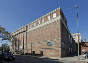 The Loop at Midtown in Richmond, VA - Building Photo - Building Photo