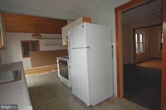 12 Delaware Ave in Salem, NJ - Foto de edificio - Building Photo