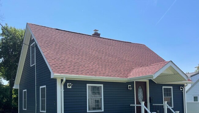 property at 118 Madison St
