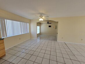 2466 Lakeshore Cir in Port Charlotte, FL - Building Photo - Building Photo