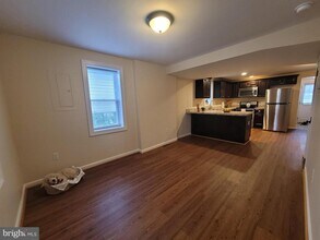 235 Millwood Ave in Winchester, VA - Building Photo - Building Photo