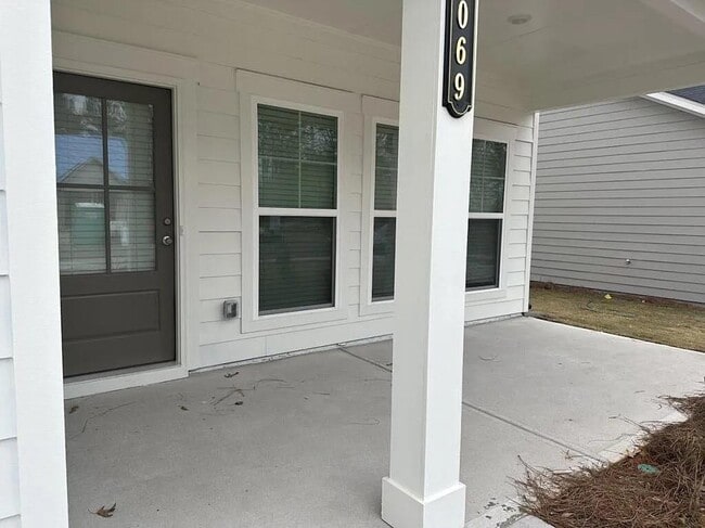 2069 Boxwood Cir in Conyers, GA - Building Photo - Building Photo
