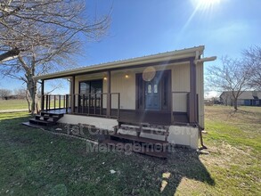 193 Private Rd 4652 in Rhome, TX - Foto de edificio - Building Photo