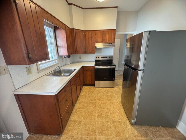 property at 41 E Patrick St