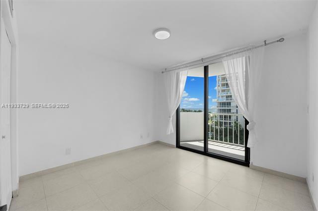 4301 Collins Ave in Miami Beach, FL - Building Photo - Building Photo