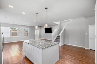 2641 Frazier Ave in Fort Worth, TX - Building Photo - Building Photo