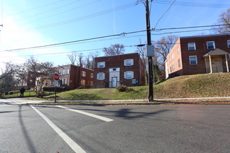 2895 Hartford St SE in Washington, DC - Building Photo - Building Photo