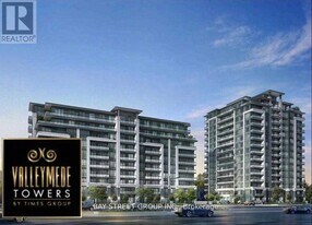 398 Hwy 7 in Richmond Hill, ON - Building Photo