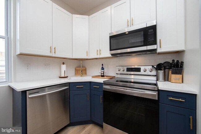 2001 S Norwood St in Philadelphia, PA - Building Photo - Building Photo