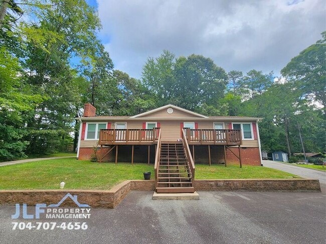 1407 Browdis Ave in Kannapolis, NC - Building Photo - Building Photo