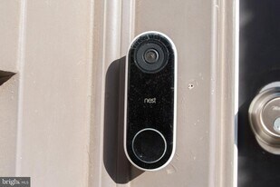 408 Hendrix Ave in Gaithersburg, MD - Building Photo