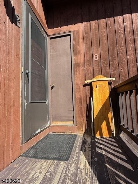 property at 2 Stowe Ct