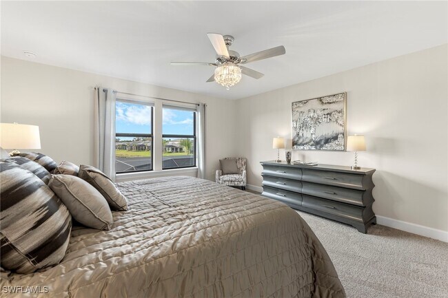 2147 Yellowfin Cir in Naples, FL - Foto de edificio - Building Photo