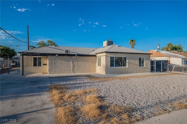 property at 4218 Fulton Pl