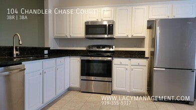 104 Chandler Chase Ct in Morrisville, NC - Foto de edificio - Building Photo