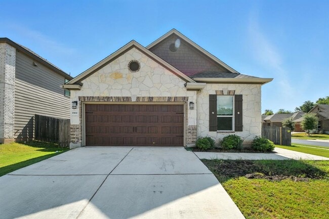 property at 1902 Dragonfly Loop
