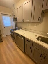 81 Whiting St in Lynn, MA - Building Photo - Building Photo