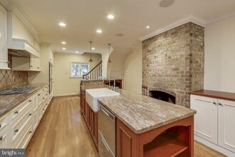 7308 Burdette Ct in Bethesda, MD - Building Photo - Building Photo