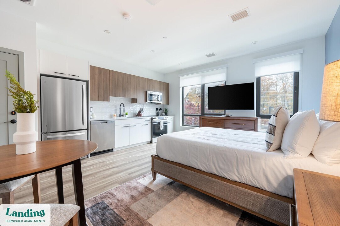 39 Railroad Ave in Haverhill, MA - Foto de edificio