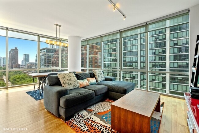 1201 S Prairie Ave in Chicago, IL - Building Photo - Building Photo
