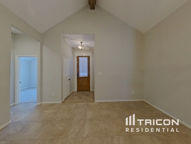 4206 Sapphire Ln in Granbury, TX - Building Photo - Building Photo
