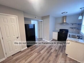 6473 Yadkin Rd in Fayetteville, NC - Building Photo - Building Photo