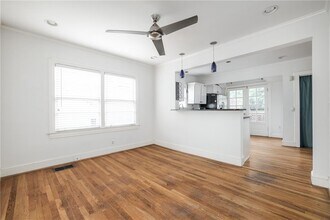 545 Oakdale Rd NE in Atlanta, GA - Building Photo - Building Photo