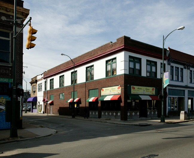 801 W Broad St in Richmond, VA - Building Photo - Building Photo