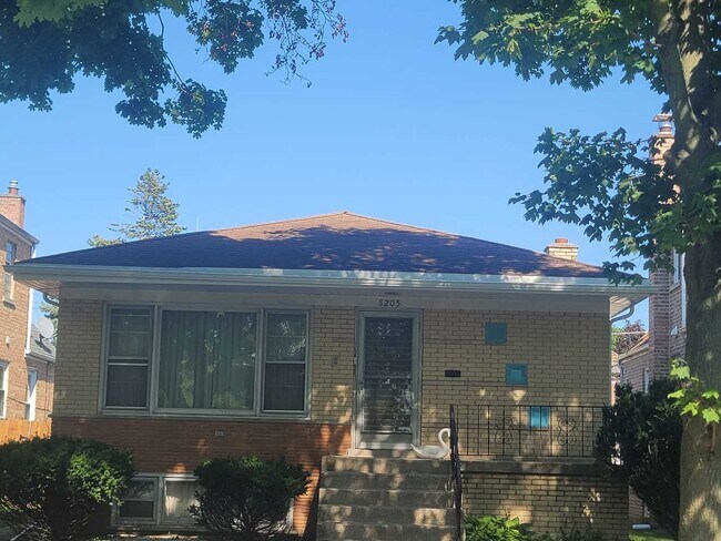 property at 8205 S Spaulding Ave