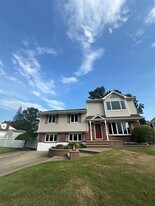 25 Cumberland Rd in Jericho, NY - Building Photo
