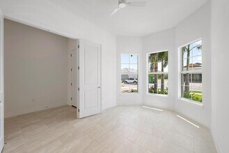10724 Northbrook Cir in Palm Beach Gardens, FL - Building Photo - Building Photo