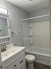 1814 Whipple Ave NW in Canton, OH - Building Photo - Building Photo