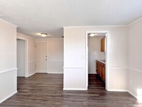 907 Lake Jessie Dr in Winter Haven, FL - Building Photo - Building Photo