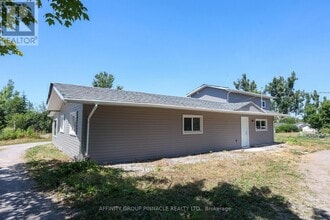 26 Stoney Creek Rd in Kawartha Lakes, ON - Building Photo - Building Photo