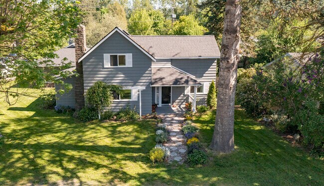 property at 33504 SE 43rd St