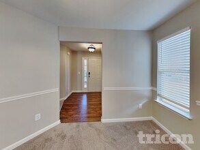 121 Pristine Dr in Locust Grove, GA - Building Photo - Building Photo