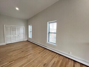 48 Bright St in Jersey City, NJ - Building Photo - Building Photo