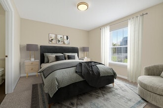 The Grand at Shoaff Park in Fort Wayne, IN - Foto de edificio - Building Photo