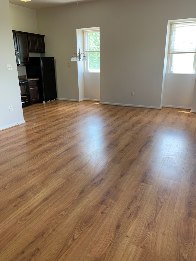 1306 Kings Hwy, Unit C in Swedesboro, NJ - Building Photo - Building Photo