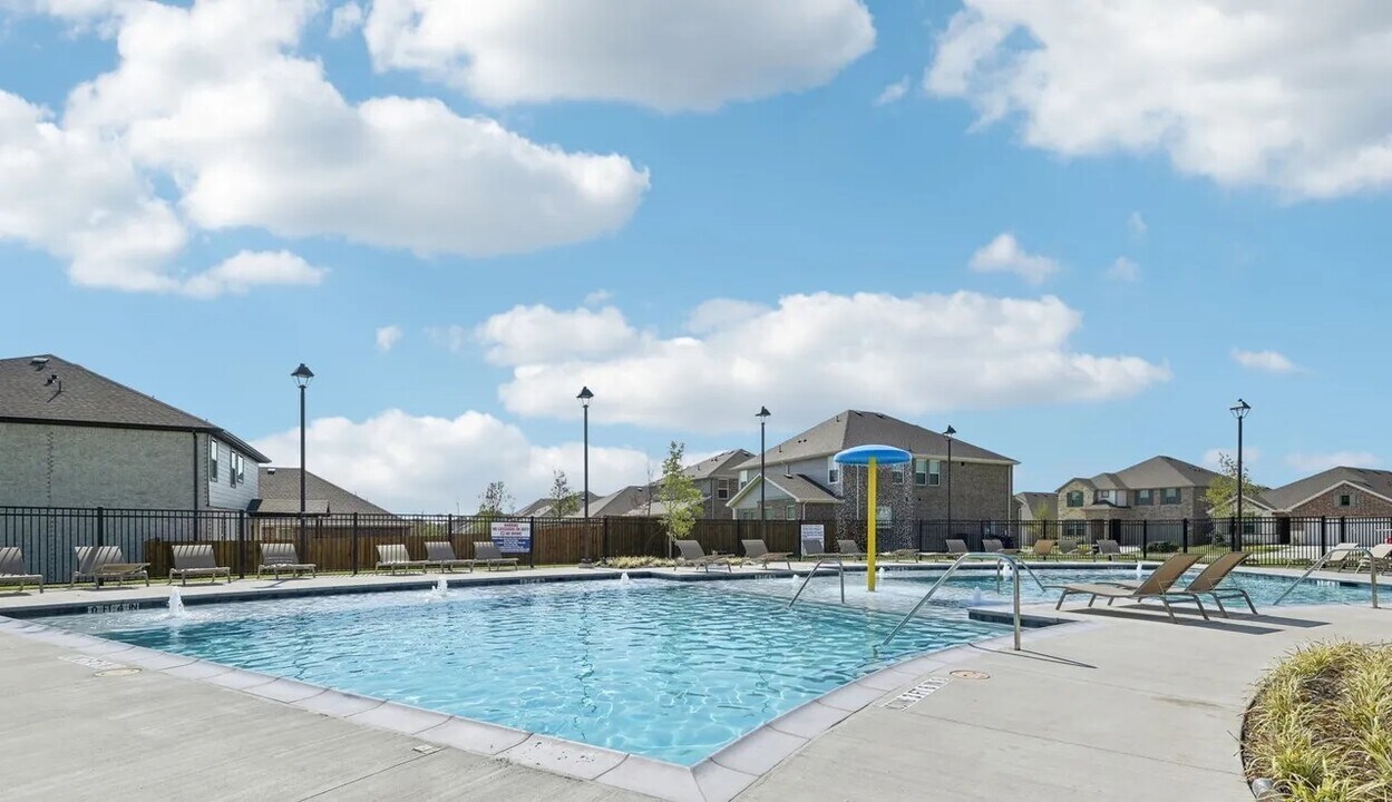 100 Connecticut Ct in Princeton, TX - Building Photo