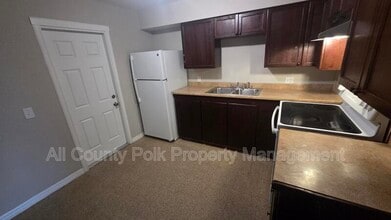 1524 Moonlite Dr in Lakeland, FL - Building Photo - Building Photo