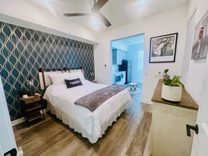 10405 Galen Way in San Diego, CA - Building Photo - Building Photo