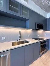 91 NW 26th St, Unit B8 in Miami, FL - Foto de edificio - Building Photo