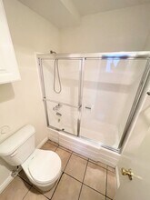 11620 Sylvan St in Los Angeles, CA - Building Photo - Building Photo