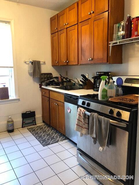 26 Union St in Boston, MA - Building Photo